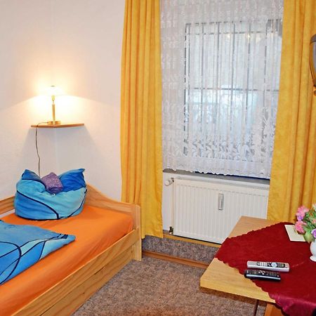 Ferienwohnung/ Ferienzimmer Asche Aschersleben Dış mekan fotoğraf