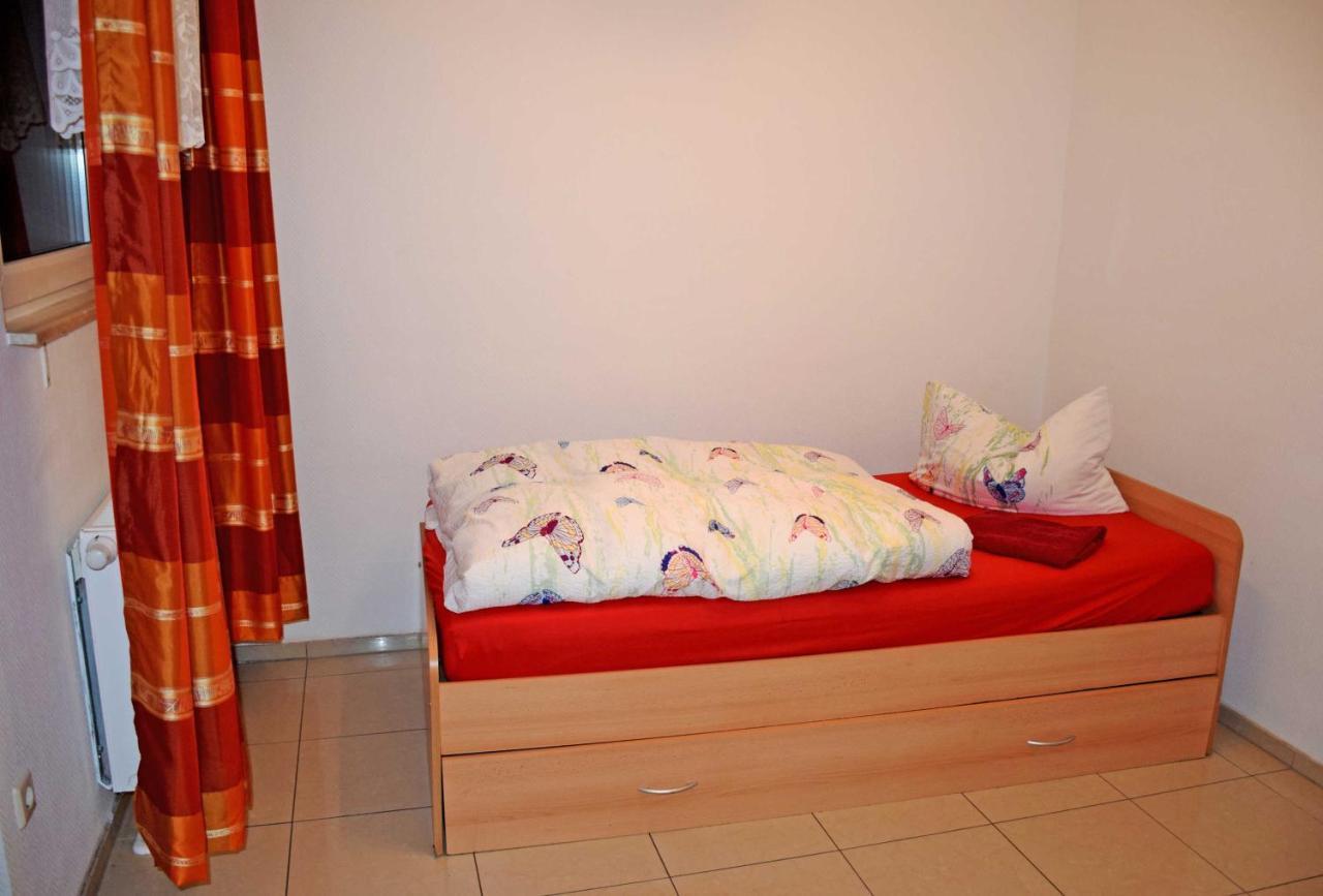Ferienwohnung/ Ferienzimmer Asche Aschersleben Dış mekan fotoğraf